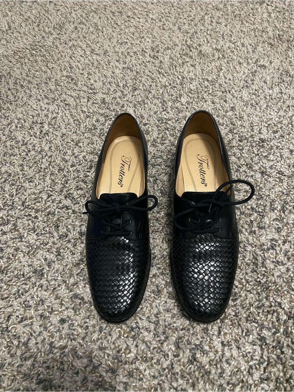 Trotters Black Woven Leather Lace-Up Oxfords
